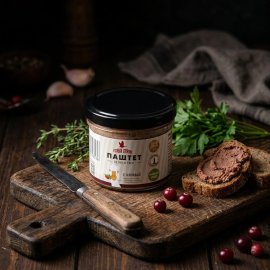 Паштет из мяса гуся с клюквой